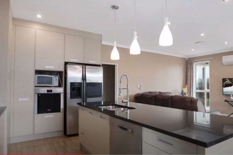 Photo of property in 95 Parkhaven Drive, Rosehill, Papakura, 2113