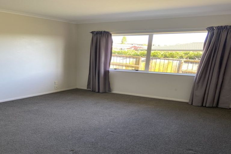 Photo of property in 28 Montana Drive, Pyes Pa, Tauranga, 3112
