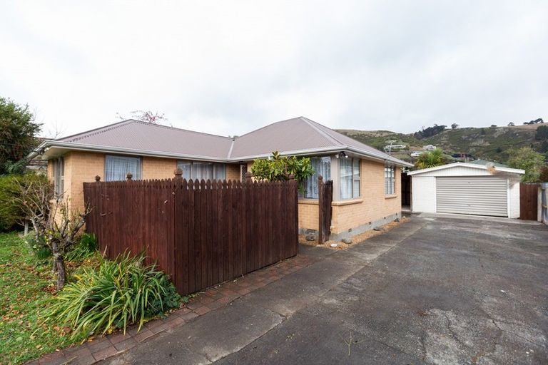 Photo of property in 39 Brabourne Street, Hillsborough, Christchurch, 8022