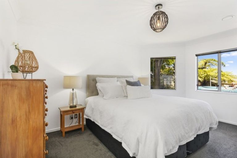 Photo of property in 115a Normandale Road, Normandale, Lower Hutt, 5010