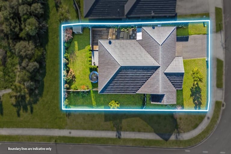 Photo of property in 15 Helenvale Crescent, Pokeno, 2402