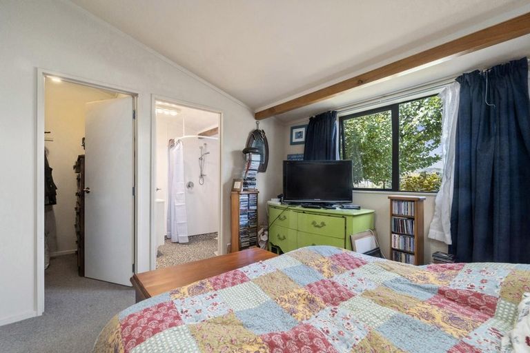 Photo of property in 95a Simpson Road, Ranui, Auckland, 0612