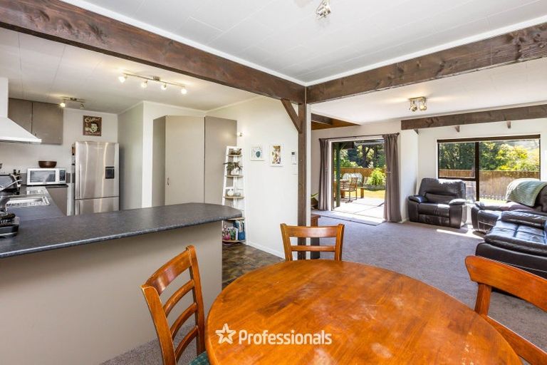 Photo of property in 58 Larchmont Grove, Totara Park, Upper Hutt, 5018