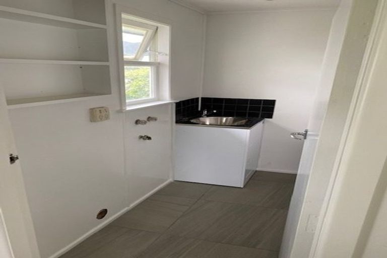 Photo of property in 16 Stamford Grove, Avalon, Lower Hutt, 5011
