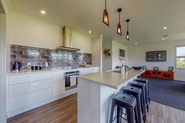 Photo of property in 372 Hauraki Road, Orongo, Thames, 3574