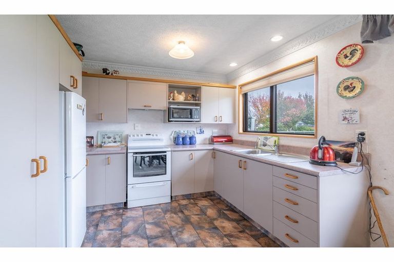 Photo of property in 354 Tay Street, Turnbull Thomson Park, Invercargill, 9810