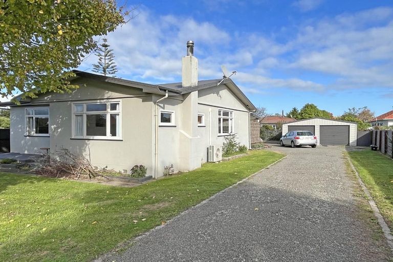 Photo of property in 60 Seddon Street, Takaro, Palmerston North, 4412