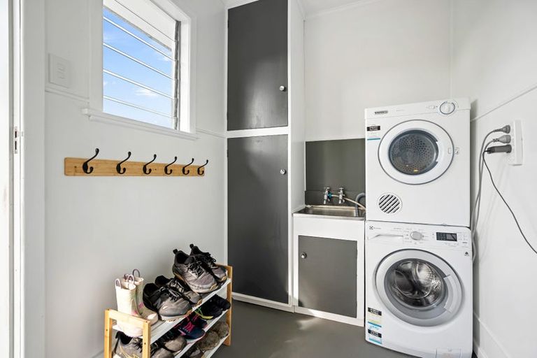 Photo of property in 1/9 Wrack Street, Kensington, Whangarei, 0112
