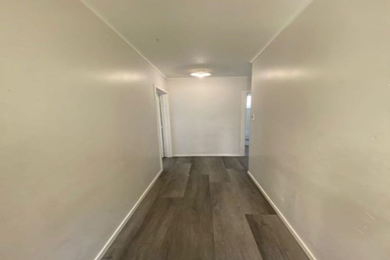 Photo of property in 30 Cargill Street, Papakura, 2110