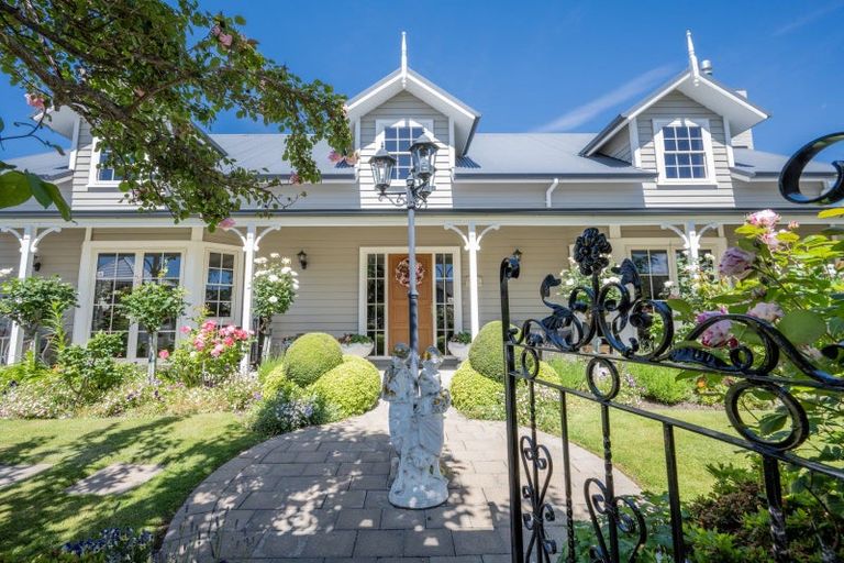 Photo of property in 30 Chandler Crescent, Clyde, 9330