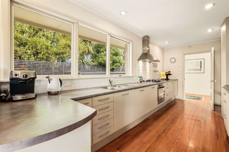 Photo of property in 35a Hamilton Avenue, Ilam, Christchurch, 8041