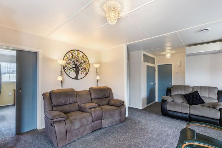 Photo of property in 9 Taniwha Street, Mangakino, 3421