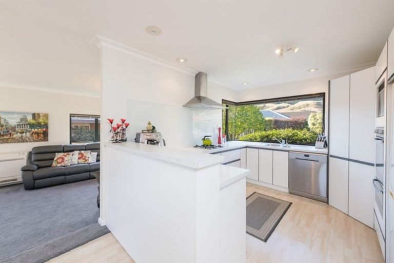 Photo of property in 7 Arnold Savage Place, Richmond, 7020