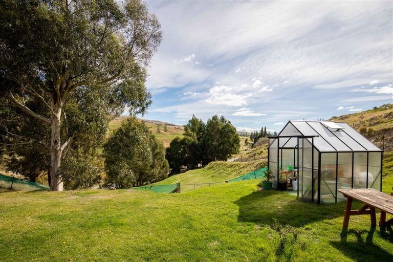 Photo of property in 1407 Fruitlands-roxburgh Road, Fruitlands, Alexandra, 9392