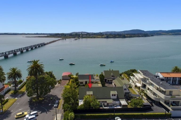 Photo of property in 12 First Avenue, Avenues, Whangarei, 0110