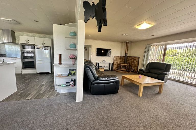 Photo of property in 96 Gladstone Terrace, Gladstone, Invercargill, 9810