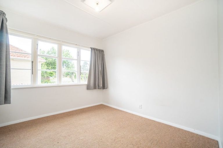 Photo of property in 6 Rangiora Avenue, Roslyn, Palmerston North, 4414