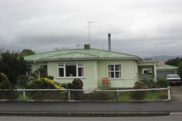 Photo of property in 284 High Street South, Carterton, 5713