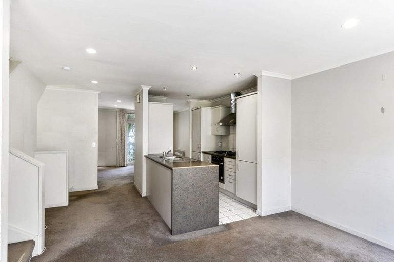 Photo of property in Marrakech Cafe, 32/305 Evans Bay Parade, Hataitai, Wellington, 6021