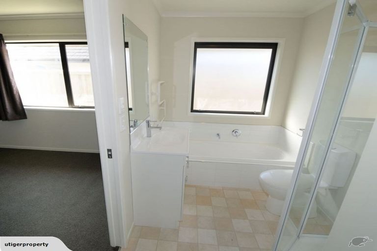 Photo of property in 51 Farnborough Way, Rolleston, 7615