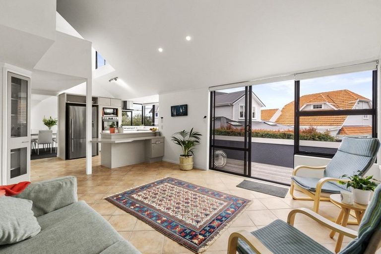 Photo of property in 112 Selwyn Avenue, Mission Bay, Auckland, 1071