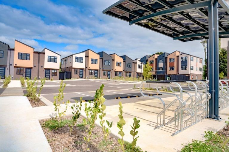 Photo of property in 79c Kindergarten Drive, Conifer Grove, Takanini, 2112