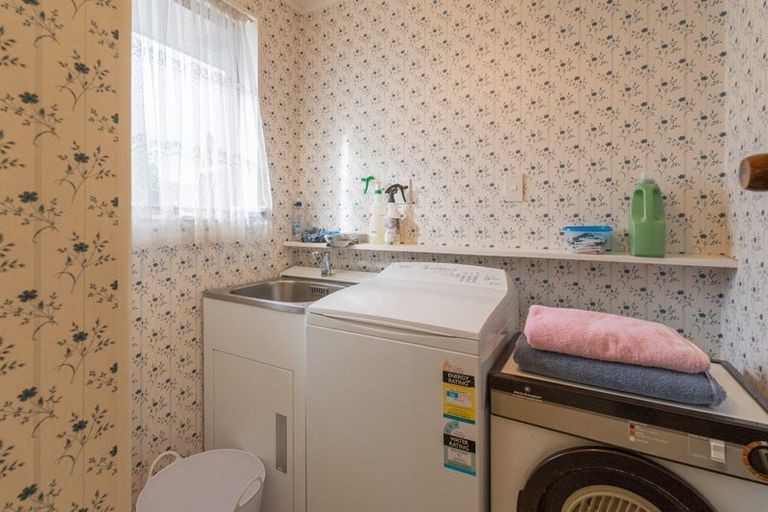 Photo of property in 14 Fairfield Street, Gore, 9710