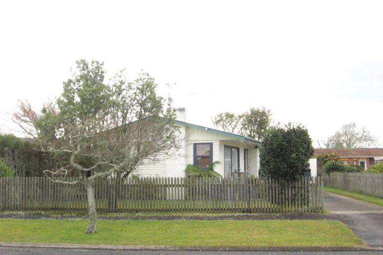 Photo of property in 9 Casper Street, Fairfield, Hamilton, 3214