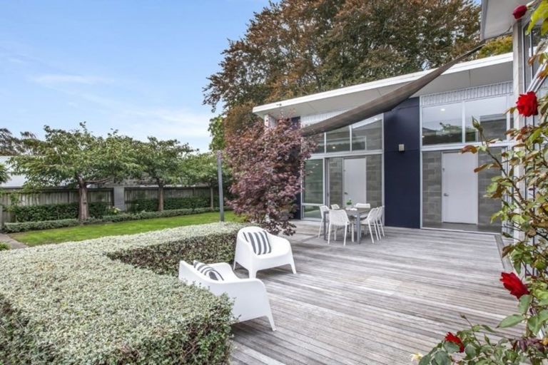 Photo of property in 6 Ombersley Terrace, Opawa, Christchurch, 8023