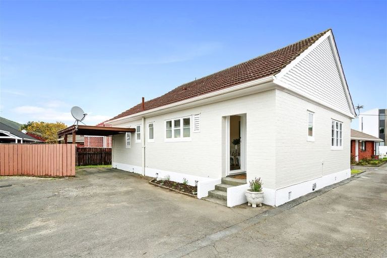 Photo of property in 18b Cressy Street, Waterloo, Lower Hutt, 5011