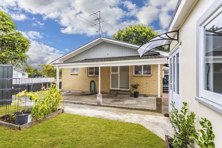 Photo of property in 1 Baltimore Crescent, Totara Park, Upper Hutt, 5018