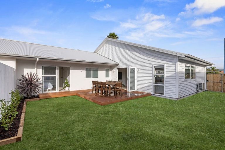 Photo of property in 85 Gravatt Road, Papamoa Beach, Papamoa, 3118