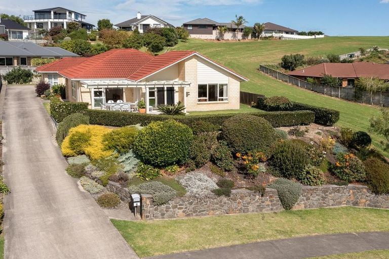 Photo of property in 6 Parkland Rise, Omokoroa, 3114