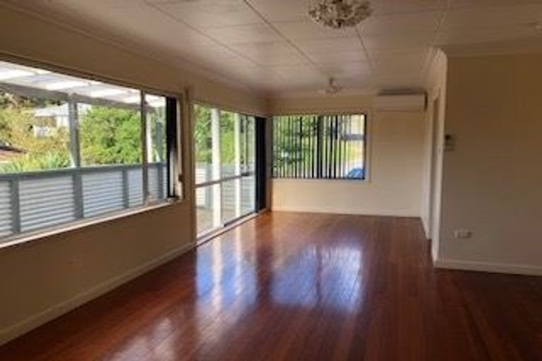 Photo of property in 10 Tikorangi Place, Morningside, Whangarei, 0110