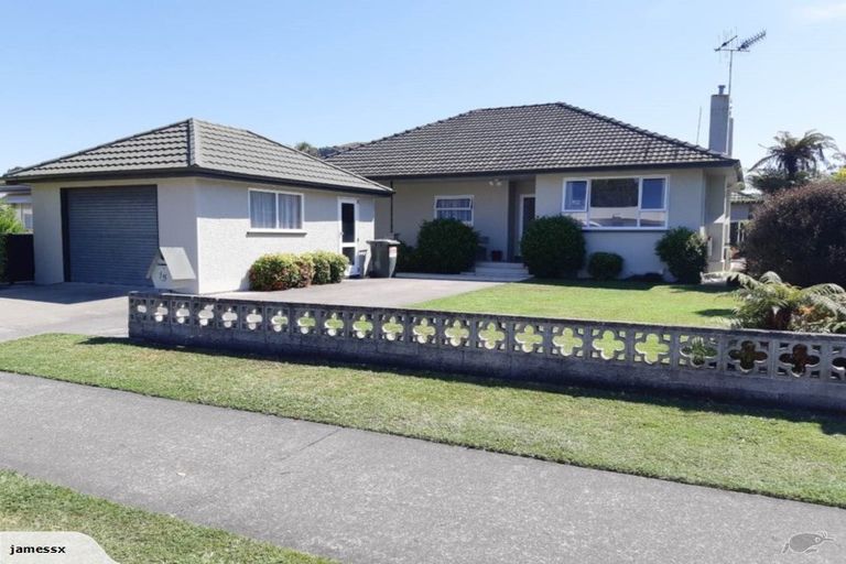 Photo of property in 15 Harpham Street, Taradale, Napier, 4112