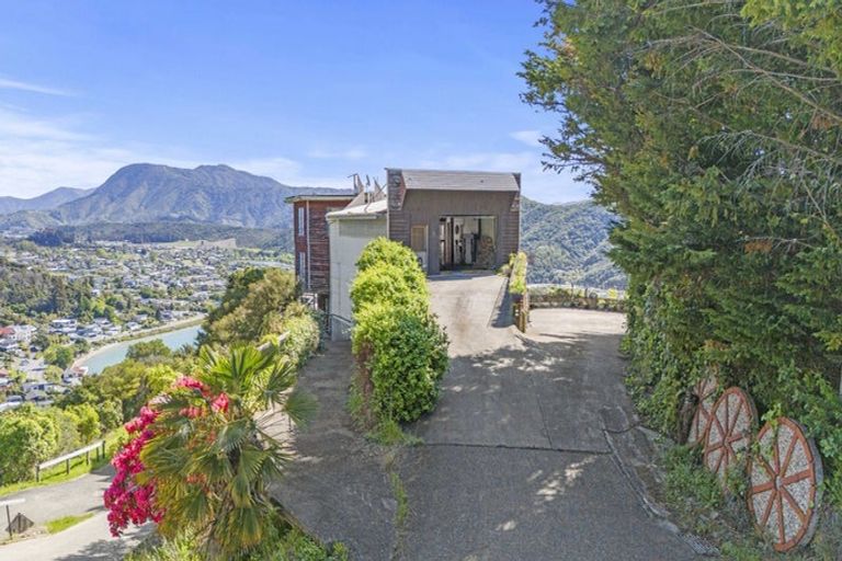 Photo of property in 5 Cooks Ridge, Waikawa, Picton, 7281