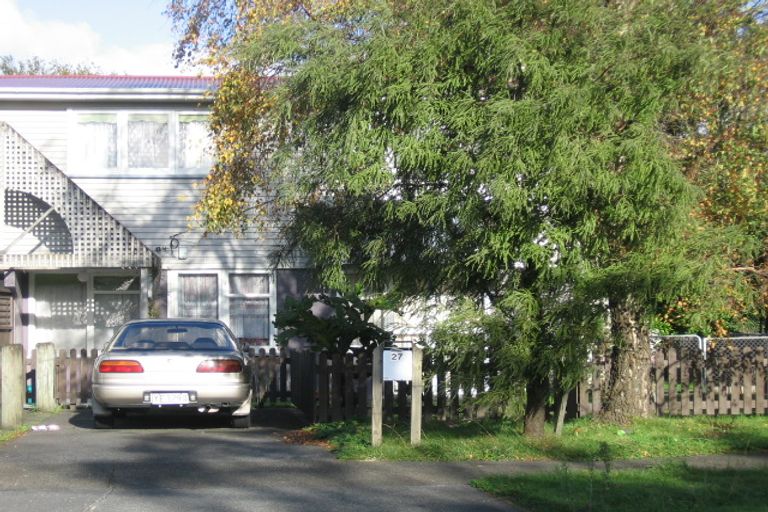 Photo of property in 27 Harrison Crescent, Avalon, Lower Hutt, 5011