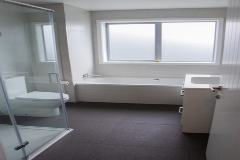 Photo of property in 25 Magnetic Place, Cromwell, 9310