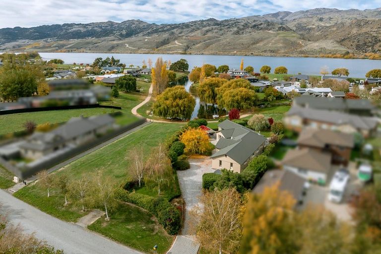 Photo of property in 12 Ferry Lane, Mount Pisa, Cromwell, 9383