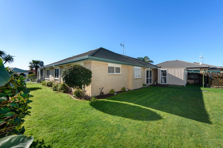 Photo of property in 23 Pacific Cove Drive, Papamoa Beach, Papamoa, 3118
