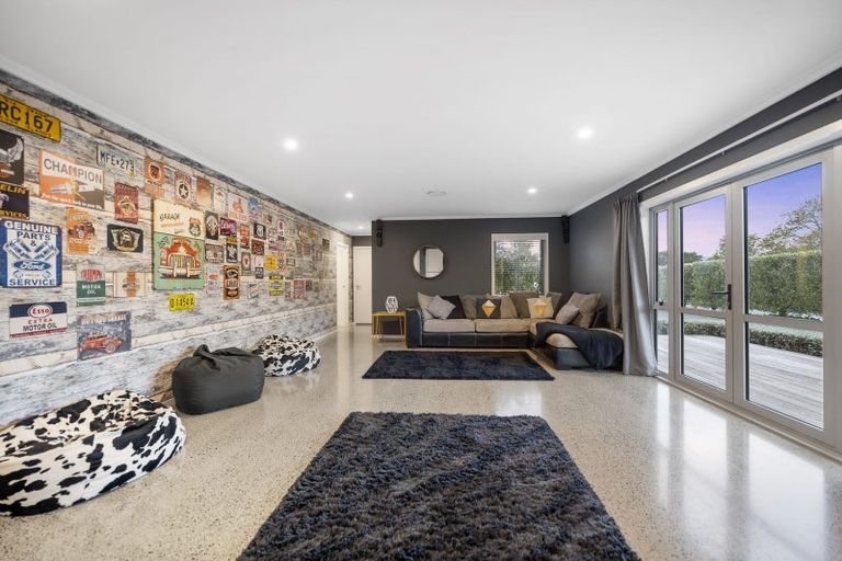 Photo of property in 583 State Highway 16, Kumeu, 0891