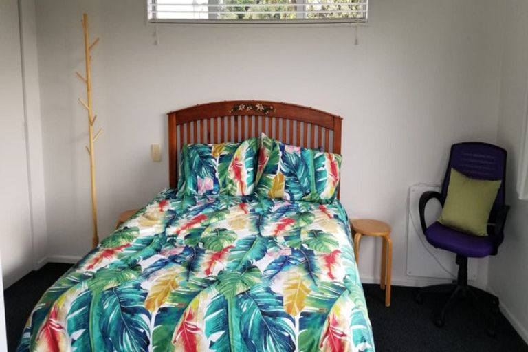 Photo of property in 21 Arden Place, Oakura, 4314