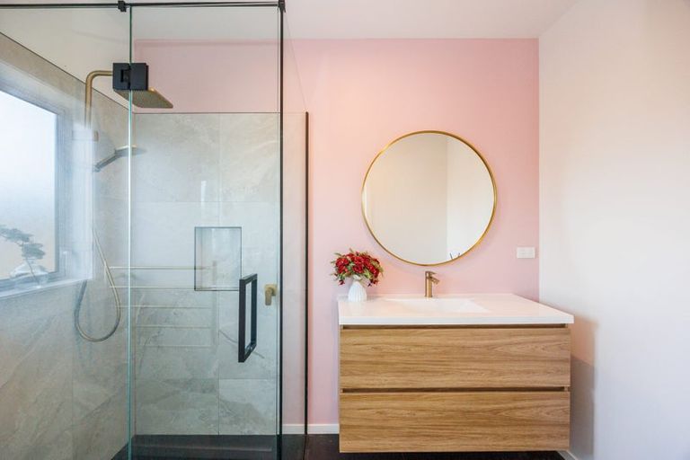 Photo of property in 11a Belvedere Crescent, Takaro, Palmerston North, 4412