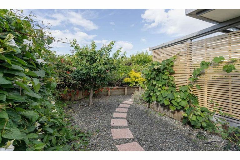 Photo of property in 17 Charlotte Kemp Drive, Kerikeri, 0230