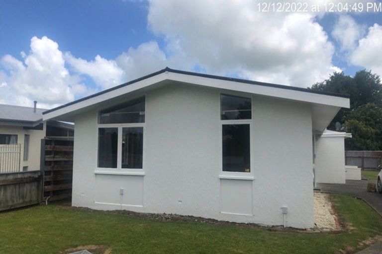 Photo of property in 4 Mcdonald Place, Awapuni, Palmerston North, 4412
