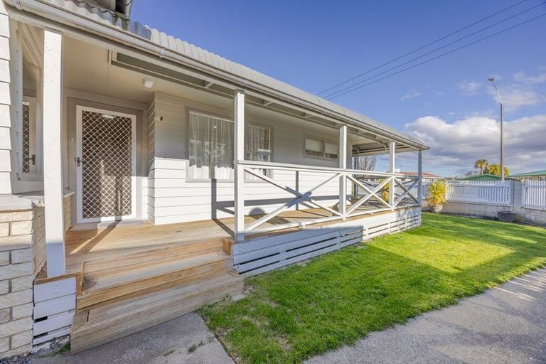 Photo of property in 86 Wycliffe Street, Onekawa, Napier, 4110