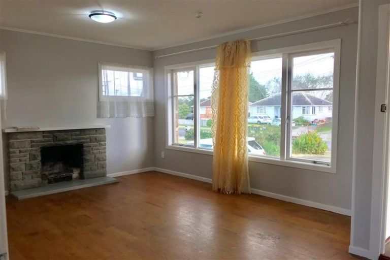 Photo of property in 52 Awatere Street, Clover Park, Auckland, 2023