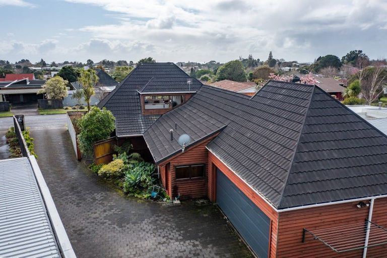 Photo of property in 23 Wesley Avenue, Frankleigh Park, New Plymouth, 4310