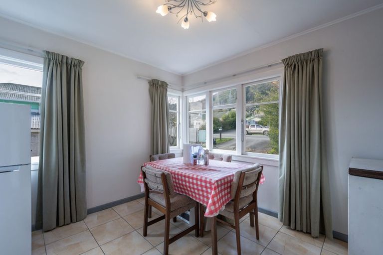 Photo of property in 182 Waimea Road, Nelson South, Nelson, 7010