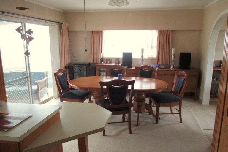 Photo of property in 220 Whirinaki Road, Eskdale, Napier, 4182